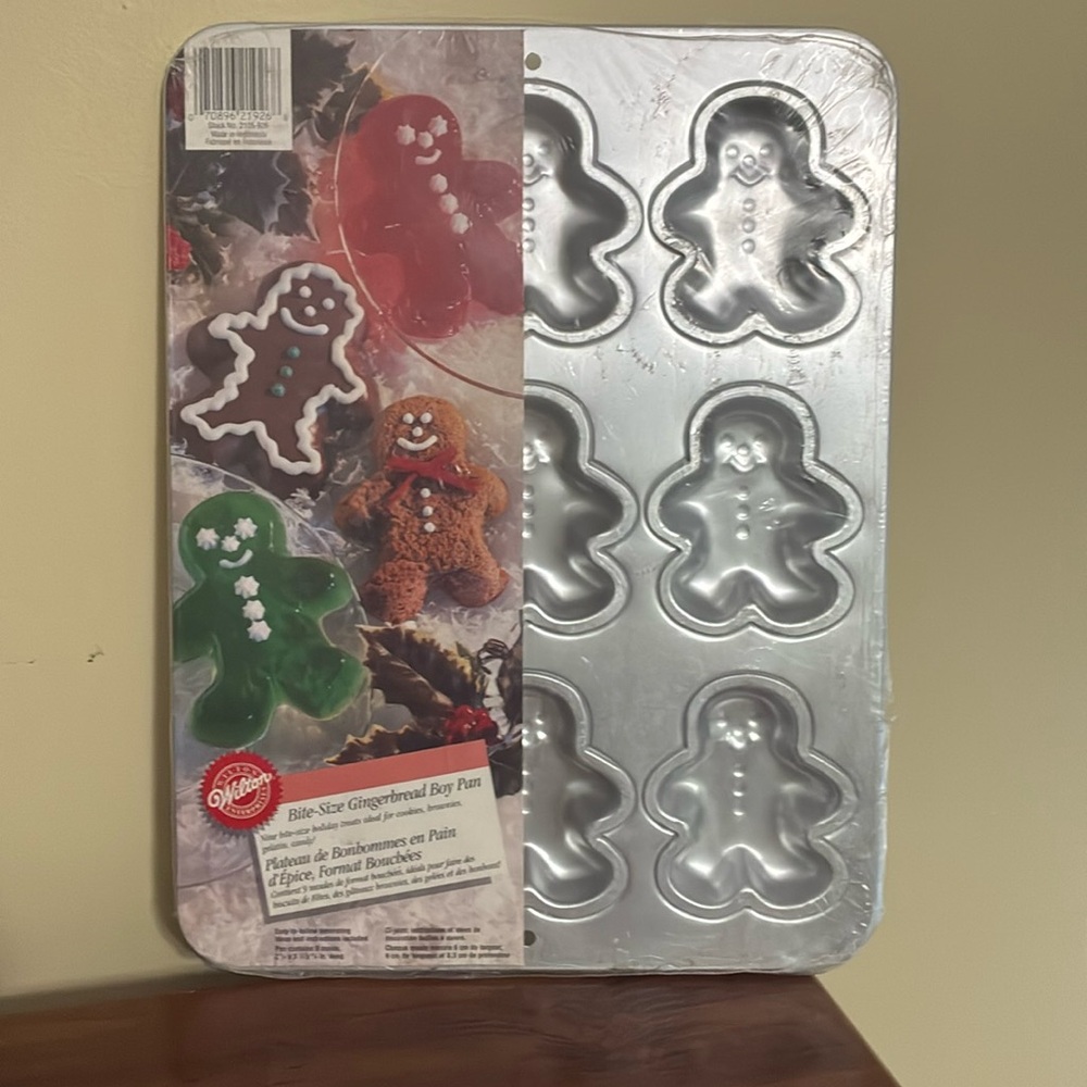 Wilton  - Vintage 1995 GINGERBREAD BOY NOVELTY BAKING PAN